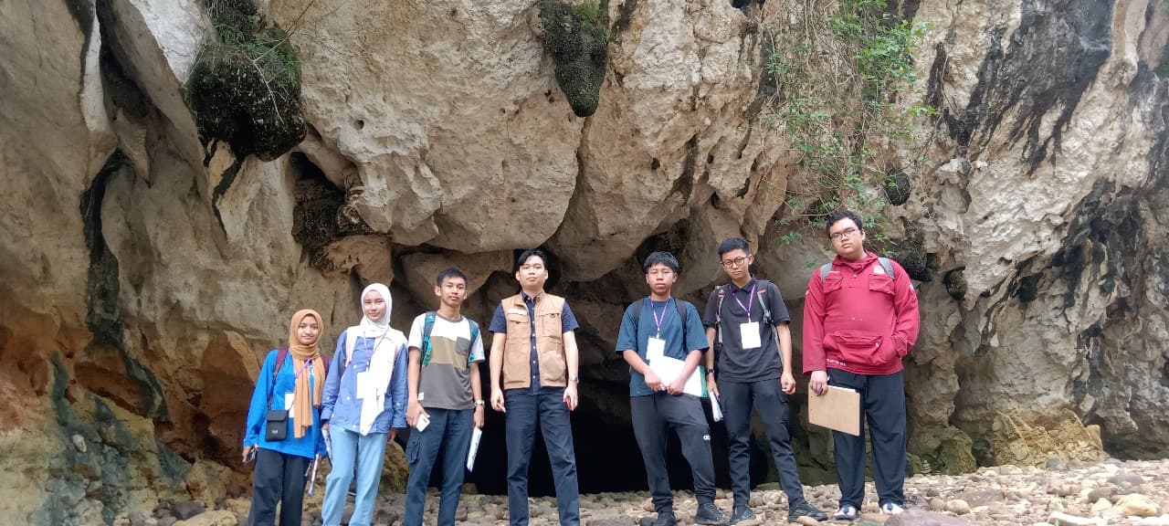 Siswa berprestasi ALC